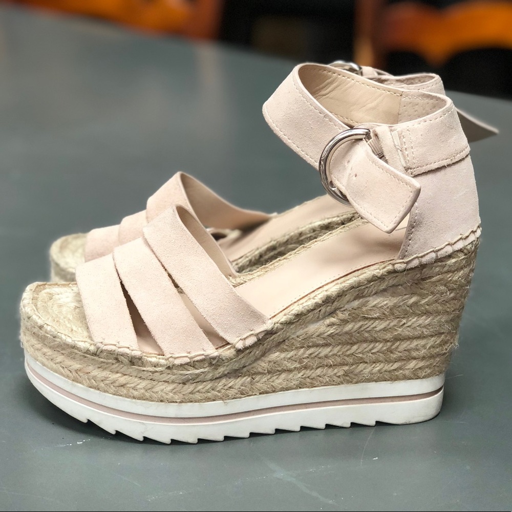 Marc Fisher
WEDGES ESPADRILLE Sammy